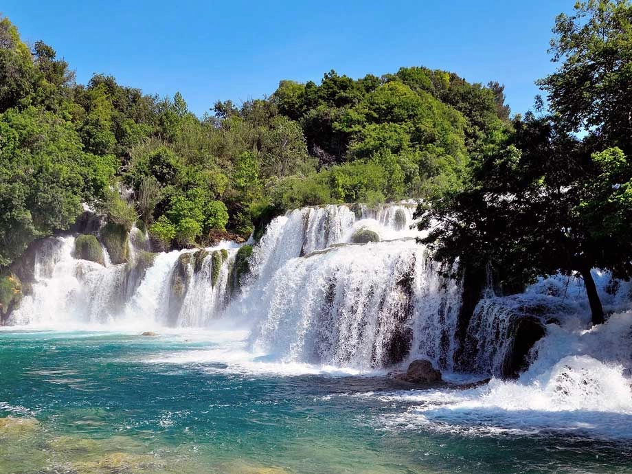 Can you swim in Krka national park?