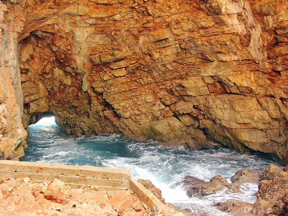 Odysseus Cave near Babino Polje